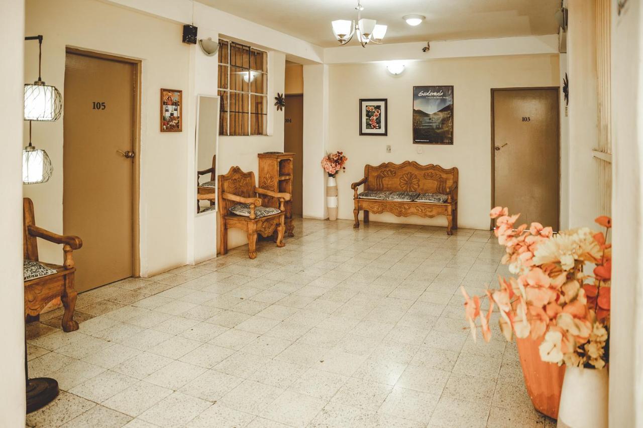 Hotel Shinula 우에우에테낭고 외부 사진